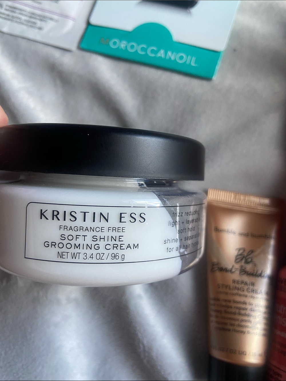 Large Haircare Sample Lot; Kristin Ess Ouai Color Wow Seen & More - Picture 9 of 9